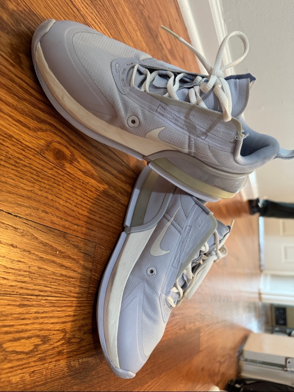 Nike women’s Light Gray Athletic Sneakers